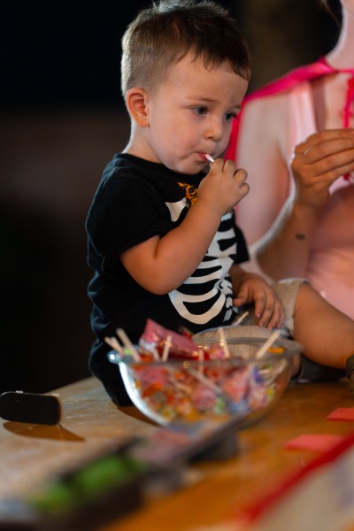 Tricks 4 Treats